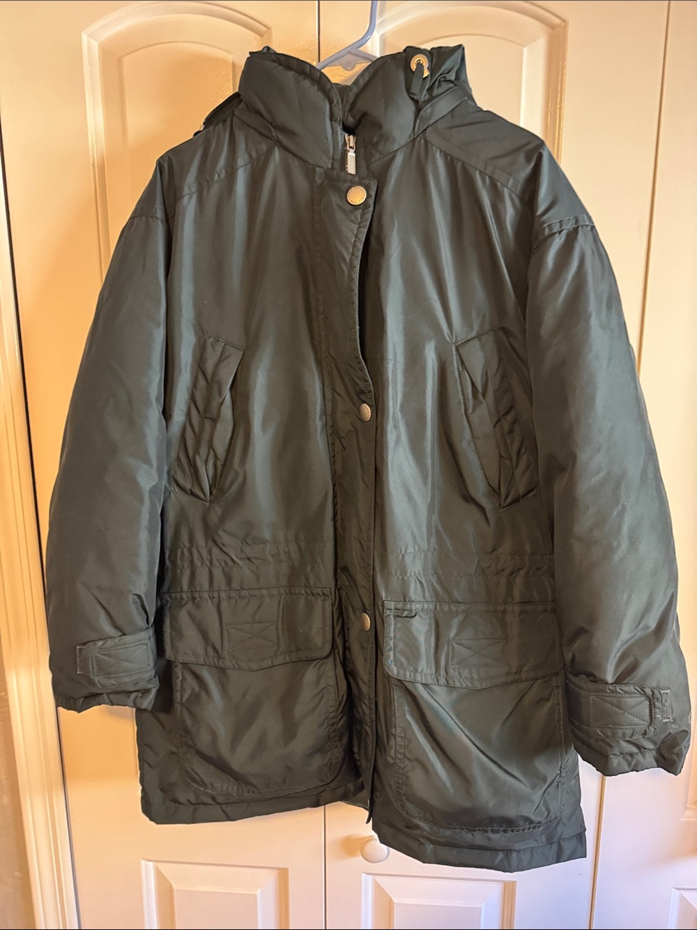 Women’s Puffer Parka Jacket in Dark Green